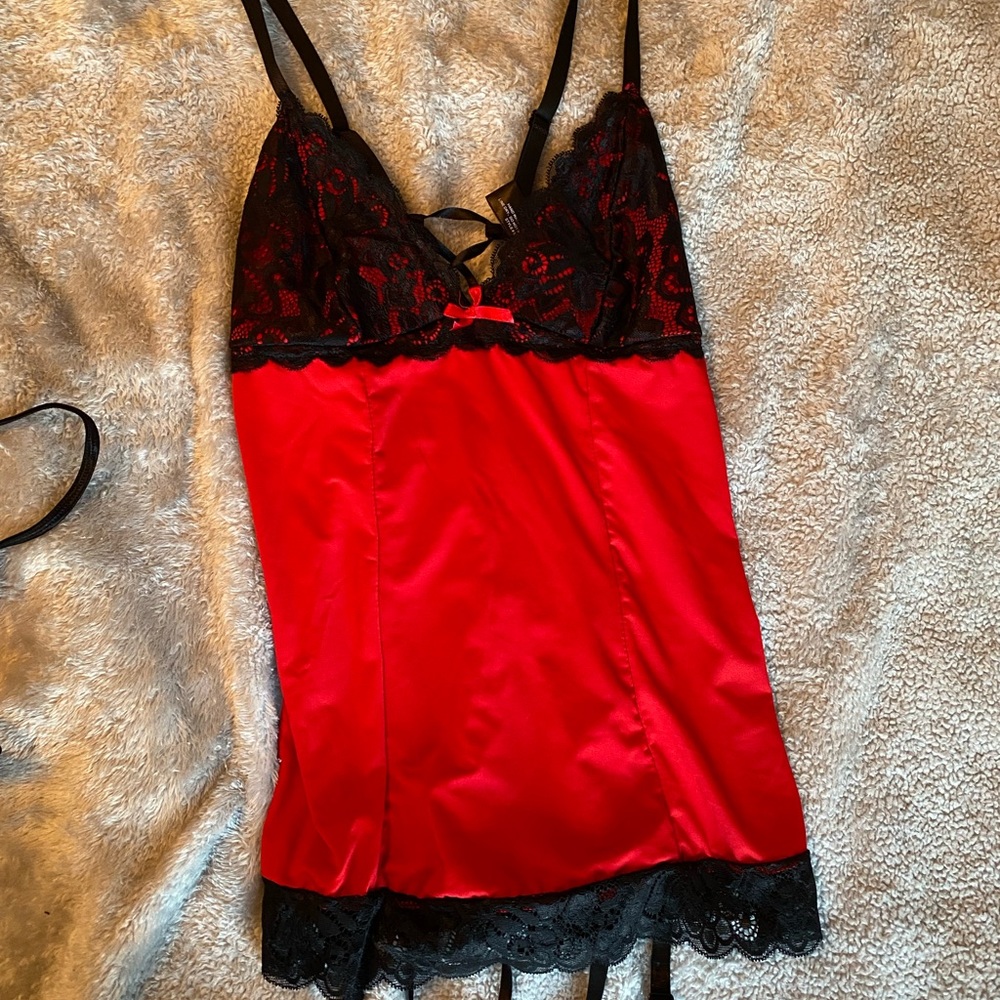 Women’s Lingerie
